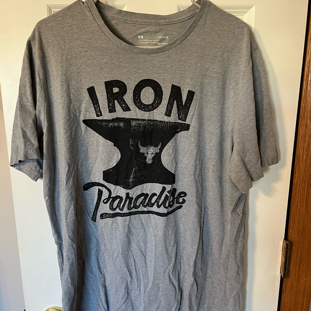 XL Men’s Iron Paradise T-Shirt Under Armour